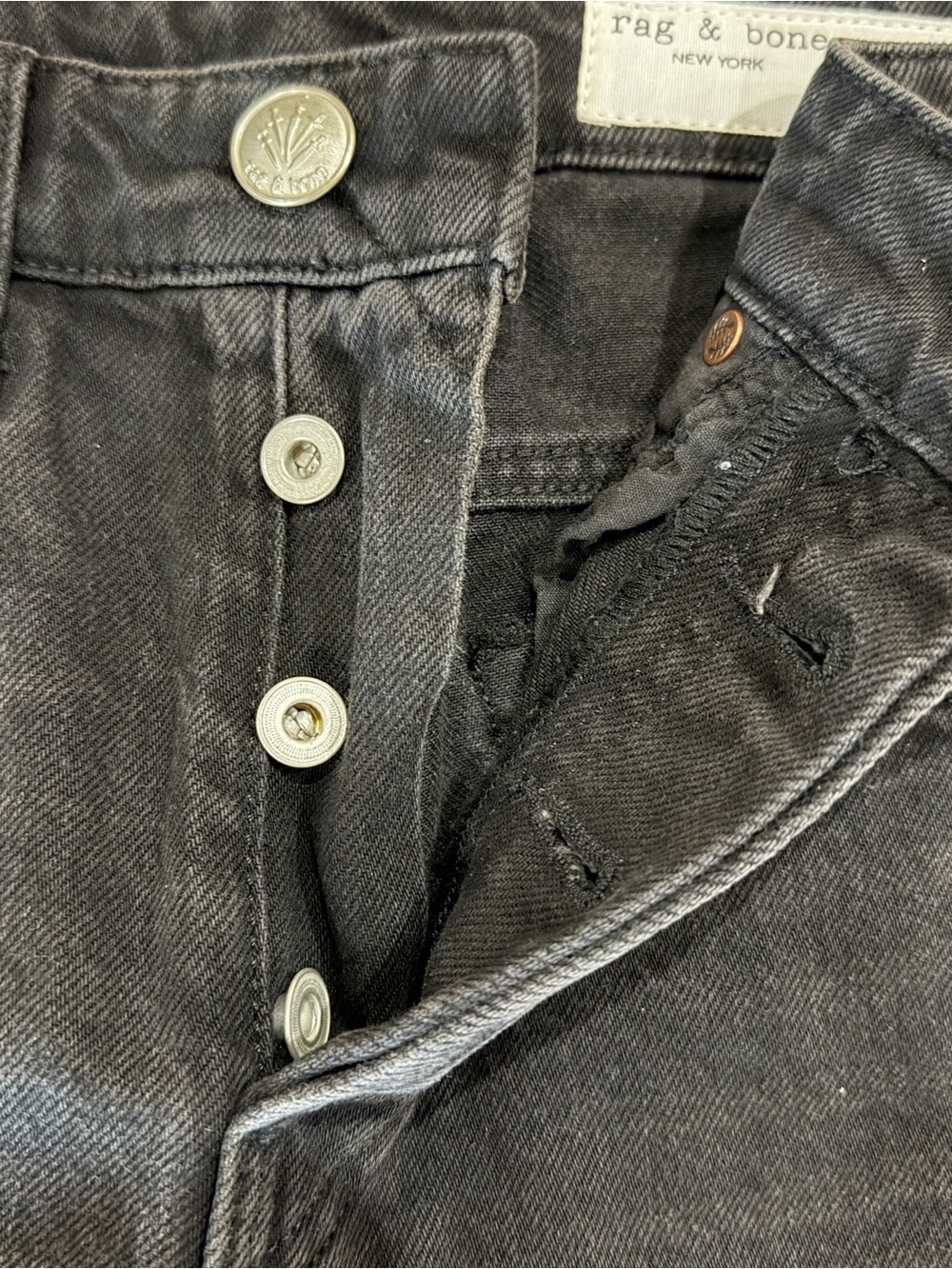 rag & bone Black Raw-Hem Miya Denim Cutoff Shorts size 26 - Picture 15 of 17